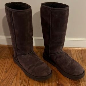 Classic Tall UGGs Chocolate brown- Size 8